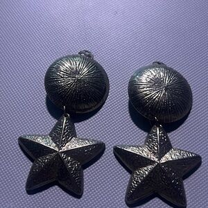 Gold tone clip on star circle chunky earrings